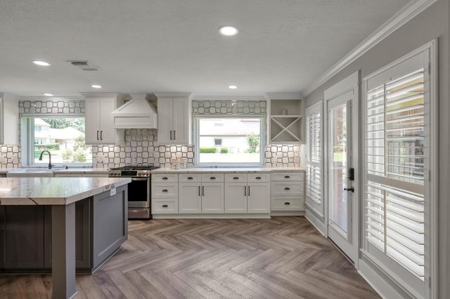 12103 Auburn Hills Drive, Tomball, TX 77377