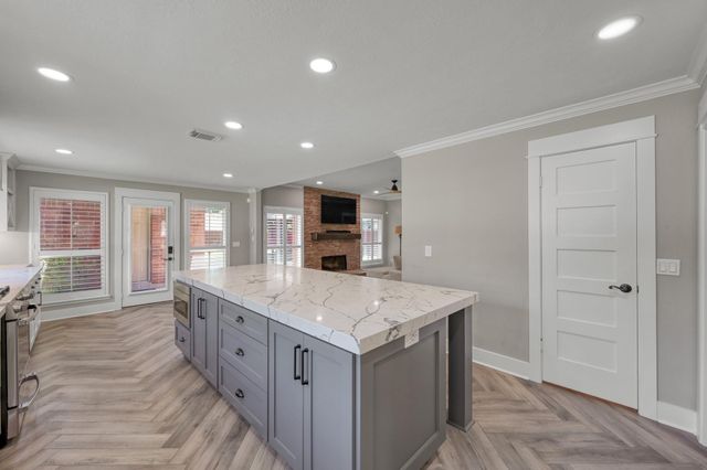 12103 Auburn Hills Drive, Tomball, TX 77377