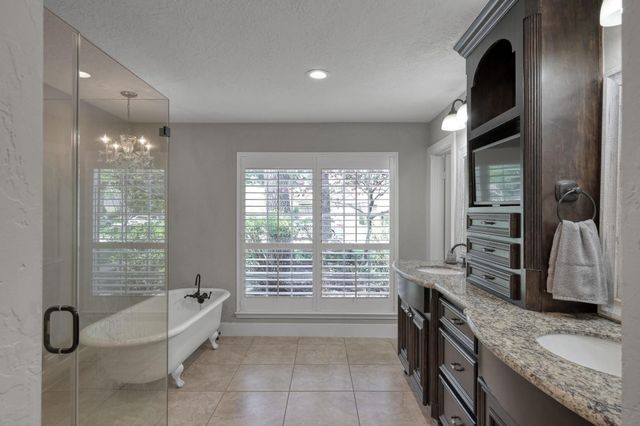12103 Auburn Hills Drive, Tomball, TX 77377