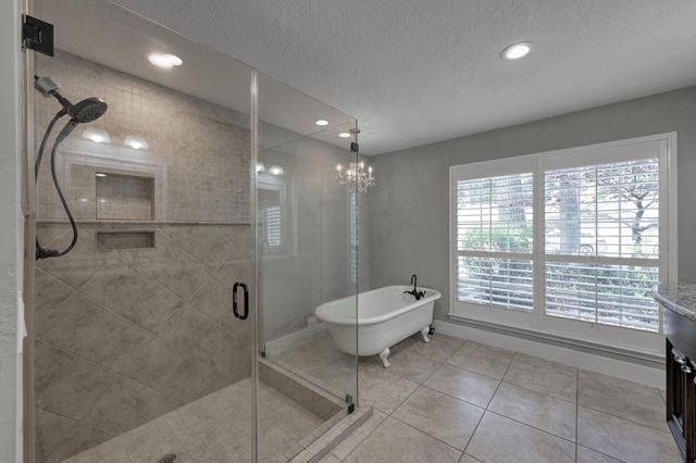12103 Auburn Hills Drive, Tomball, TX 77377