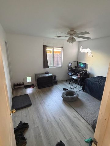 1364 W Date Avenue, Porterville, CA 93257