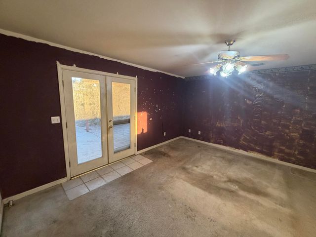 1364 W Date Avenue, Porterville, CA 93257