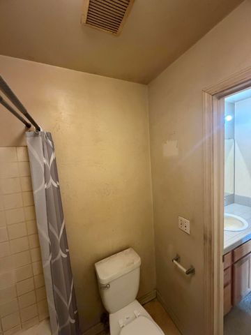 1364 W Date Avenue, Porterville, CA 93257