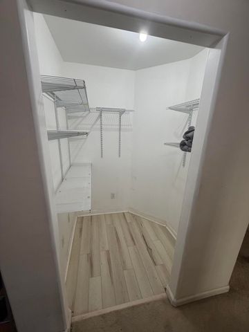 1364 W Date Avenue, Porterville, CA 93257