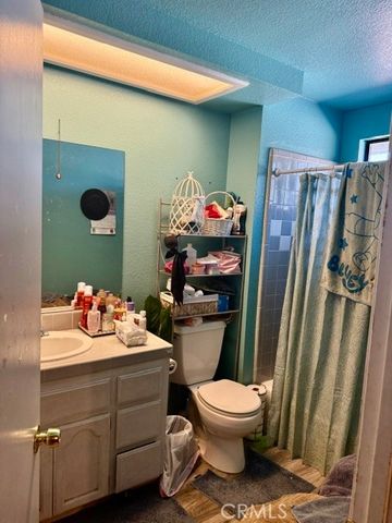 13375 Rincon Rd, Apple Valley, CA 92308