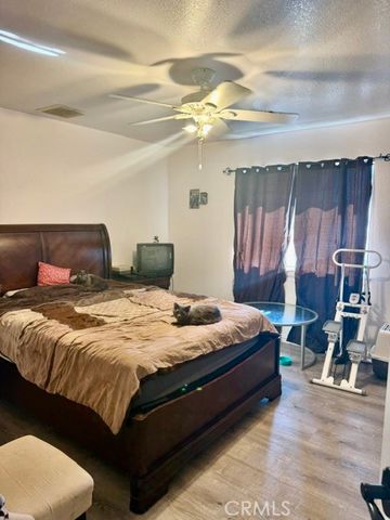 13375 Rincon Rd, Apple Valley, CA 92308