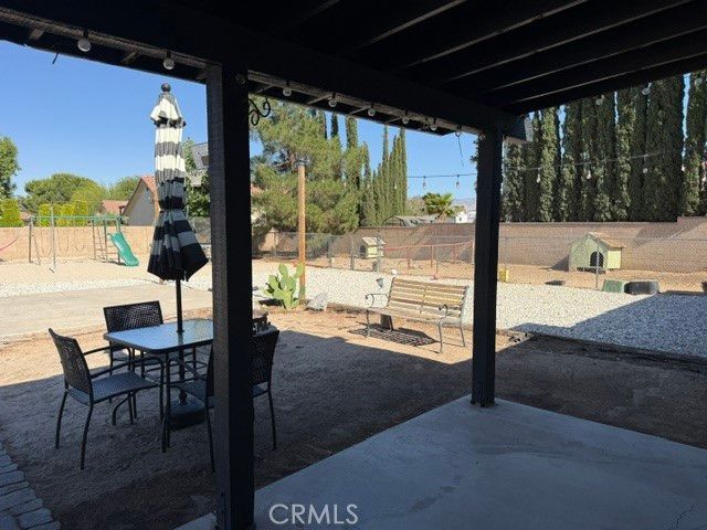 13375 Rincon Rd, Apple Valley, CA 92308