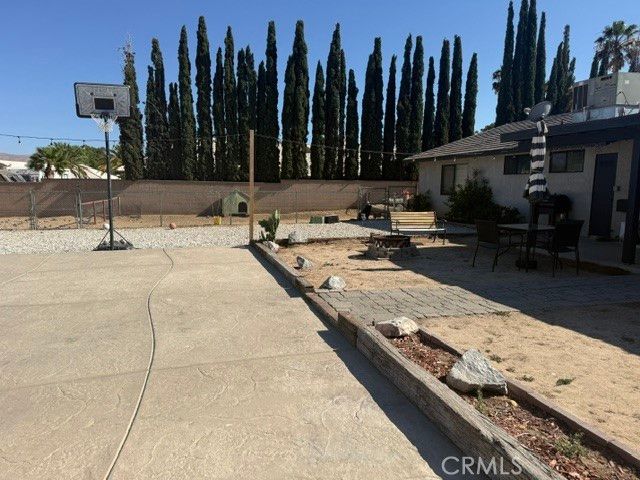 13375 Rincon Rd, Apple Valley, CA 92308