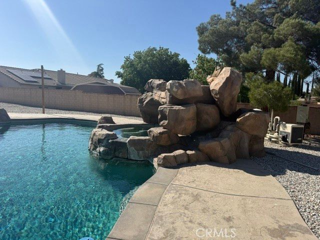 13375 Rincon Rd, Apple Valley, CA 92308