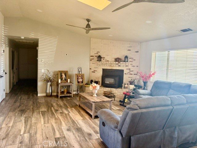 13375 Rincon Rd, Apple Valley, CA 92308