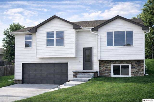 1351 Poulson Drive, Blair, NE 68008