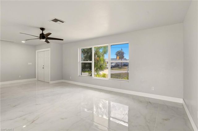3805 SE 12th AVE, Cape Coral, FL 33904