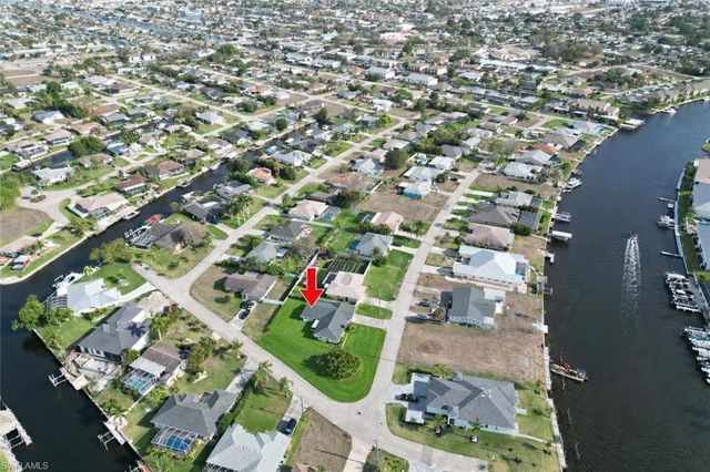 3805 SE 12th AVE, Cape Coral, FL 33904