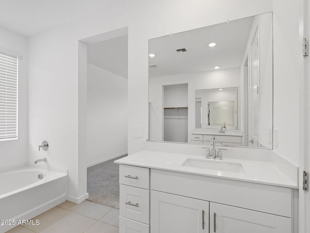 3104 E BEE Trail, San Tan Valley, AZ 85143