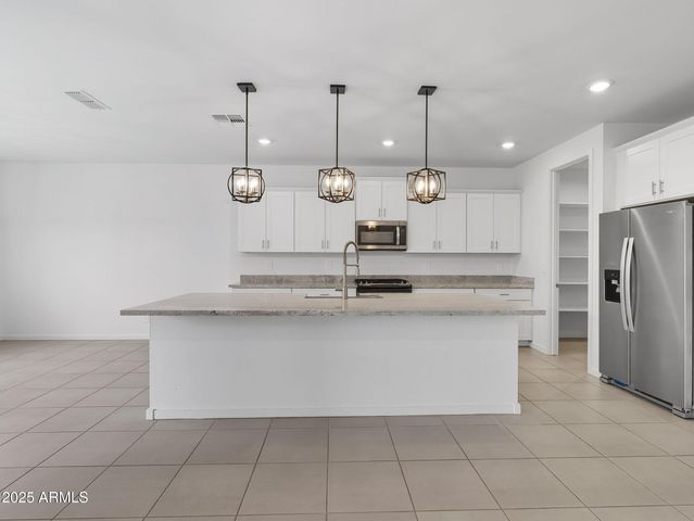 3104 E BEE Trail, San Tan Valley, AZ 85143