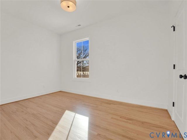 2220 Perry St, Richmond, VA 23225