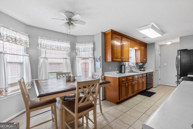 134 Williamstown Drive, Warner Robins, GA 31093