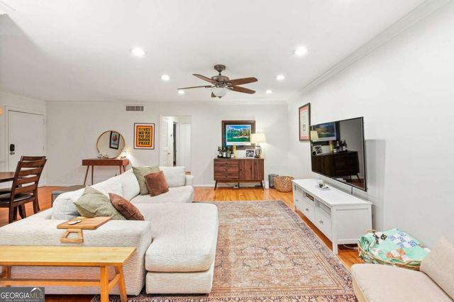 1111 Clairemont Avenue L3, Decatur, GA 30030