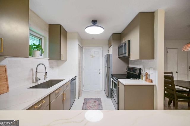 1111 Clairemont Avenue L3, Decatur, GA 30030