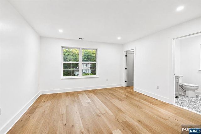 44 E Cedar Street, Livingston, NJ 07039