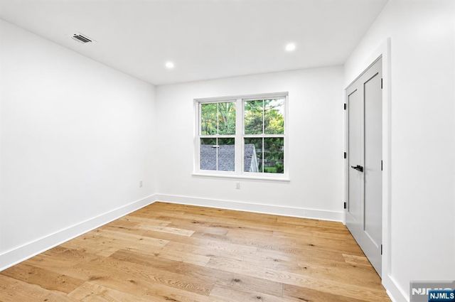 44 E Cedar Street, Livingston, NJ 07039