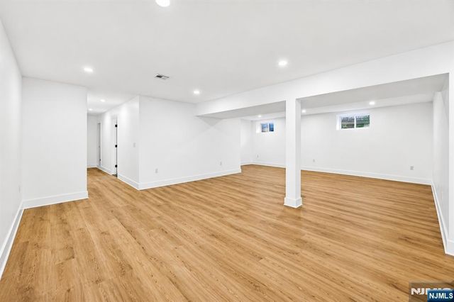 44 E Cedar Street, Livingston, NJ 07039
