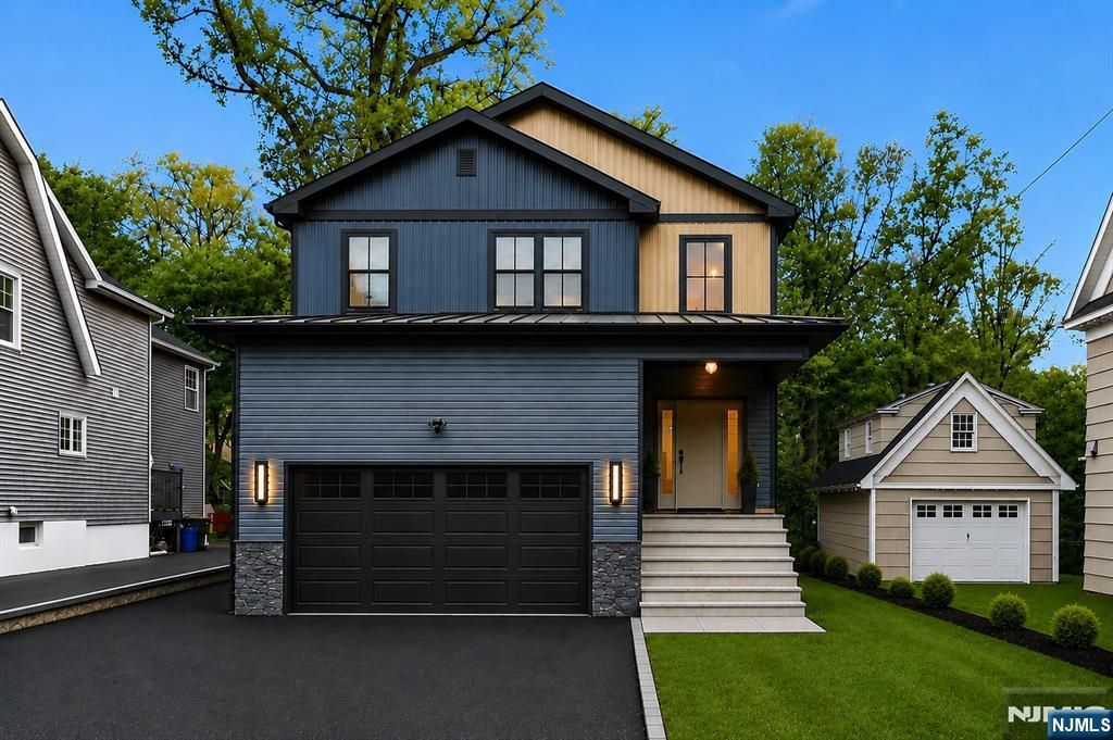 44 E Cedar Street, Livingston, NJ 07039