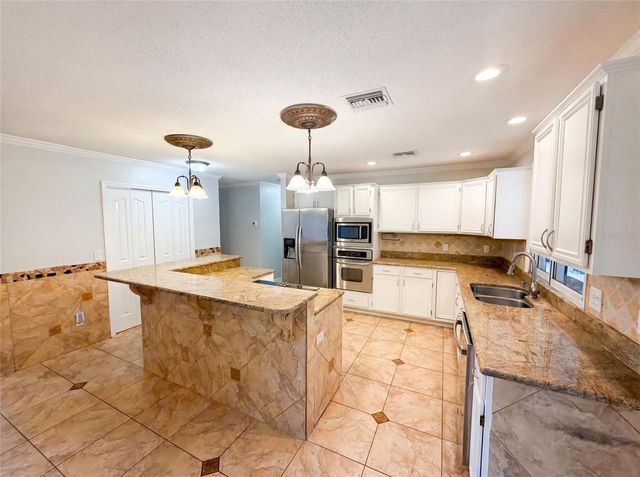 300 SPRUCEWOOD ROAD, Lake Mary, FL 32746
