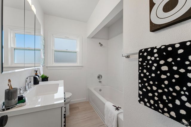 1402 Rice St, Vallejo, CA 94590