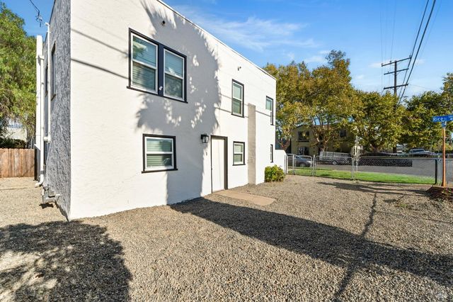 1402 Rice St, Vallejo, CA 94590