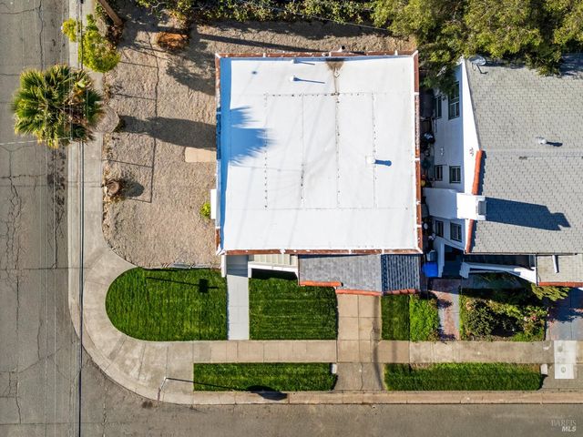 1402 Rice St, Vallejo, CA 94590