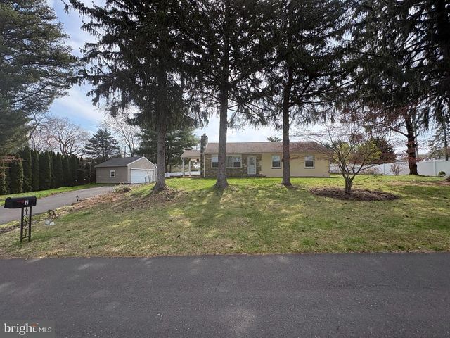 7 ELFRETH RD, Huntingdon Valley, PA 19006