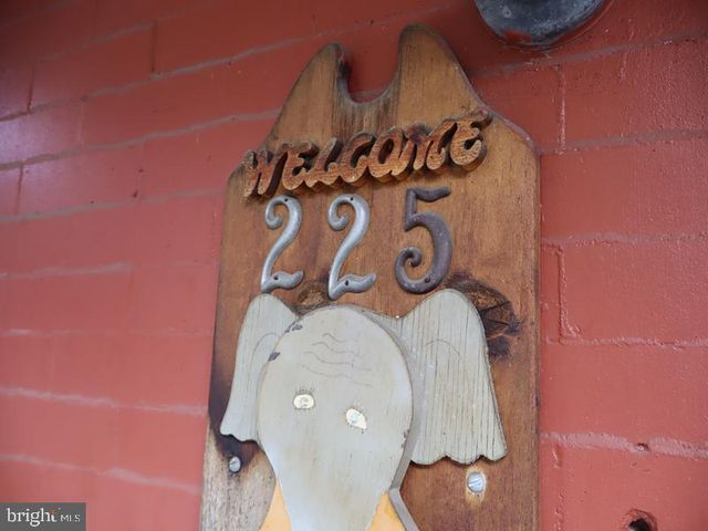 225 W ZERALDA ST, Philadelphia, PA 19144