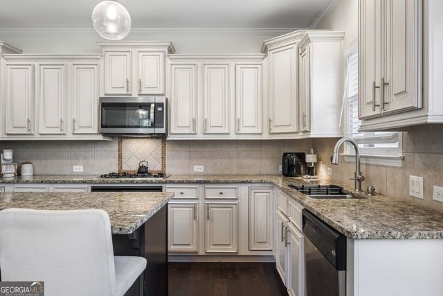 5800 Waters Edge Trail, Roswell, GA 30075