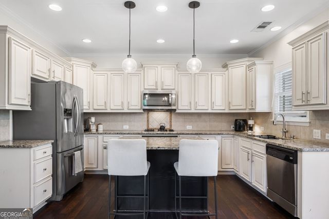 5800 Waters Edge Trail, Roswell, GA 30075