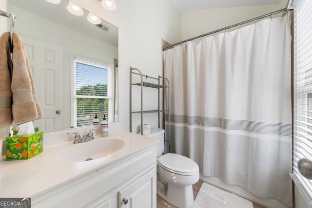 5800 Waters Edge Trail, Roswell, GA 30075