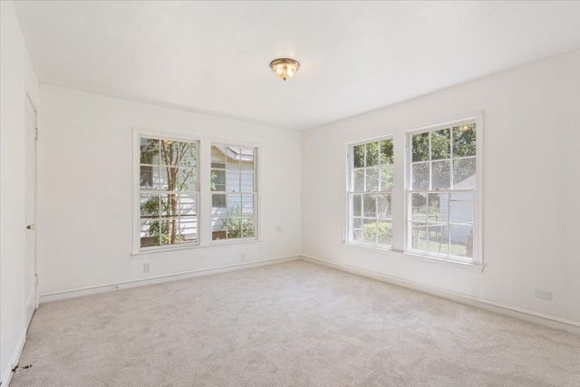 3012 Colonial Avenue, Waco, TX 76707