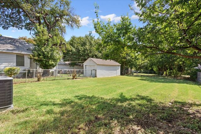 3012 Colonial Avenue, Waco, TX 76707