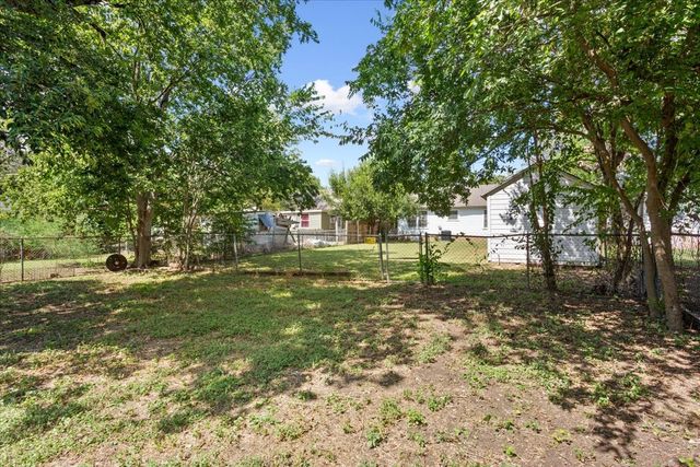 3012 Colonial Avenue, Waco, TX 76707