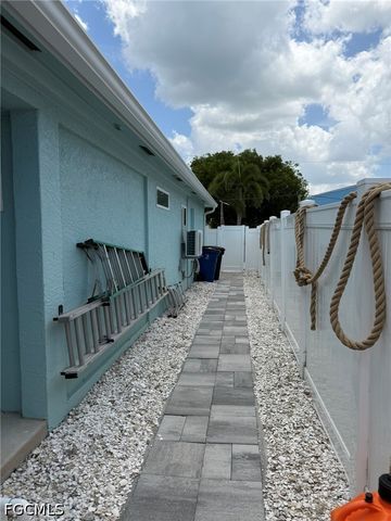 243 Estrellita DR, Fort Myers Beach, FL 33931