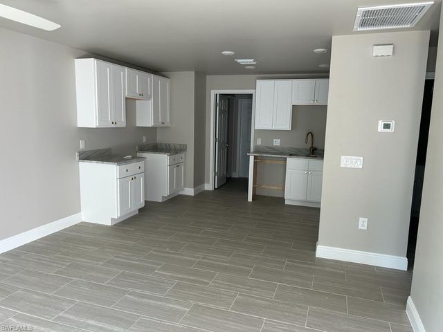 2987 Thomas ST, Fort Myers, FL 33916