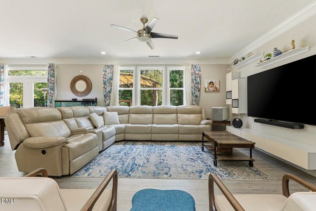 634 Piper Stream Circle, Cary, NC 27519