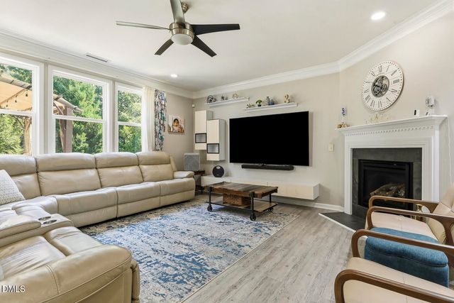 634 Piper Stream Circle, Cary, NC 27519
