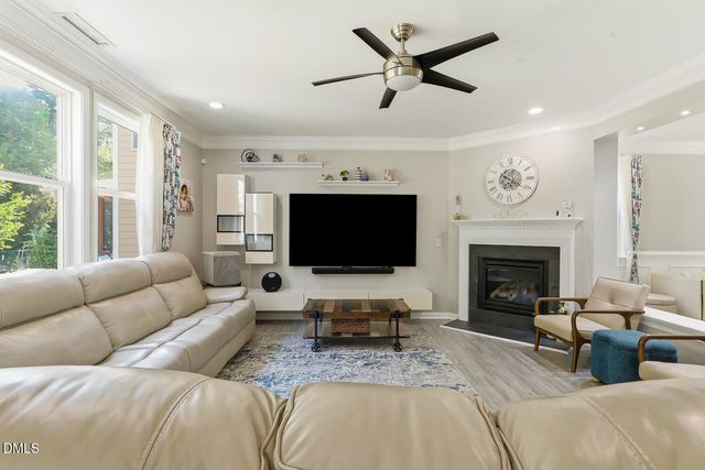 634 Piper Stream Circle, Cary, NC 27519