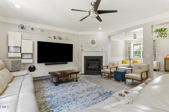 634 Piper Stream Circle, Cary, NC 27519