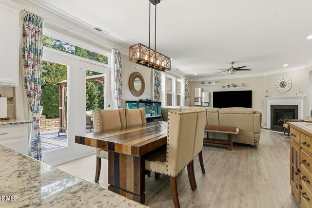 634 Piper Stream Circle, Cary, NC 27519