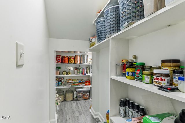 634 Piper Stream Circle, Cary, NC 27519