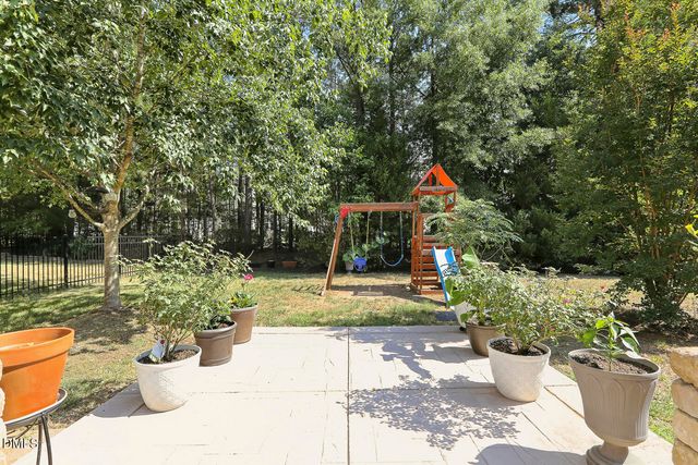 634 Piper Stream Circle, Cary, NC 27519