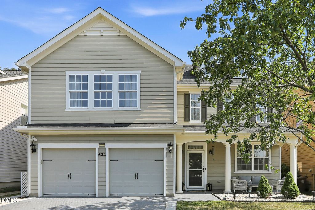 634 Piper Stream Circle, Cary, NC 27519