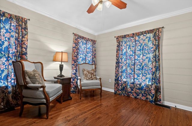3618 S Hills Avenue, Fort Worth, TX 76109
